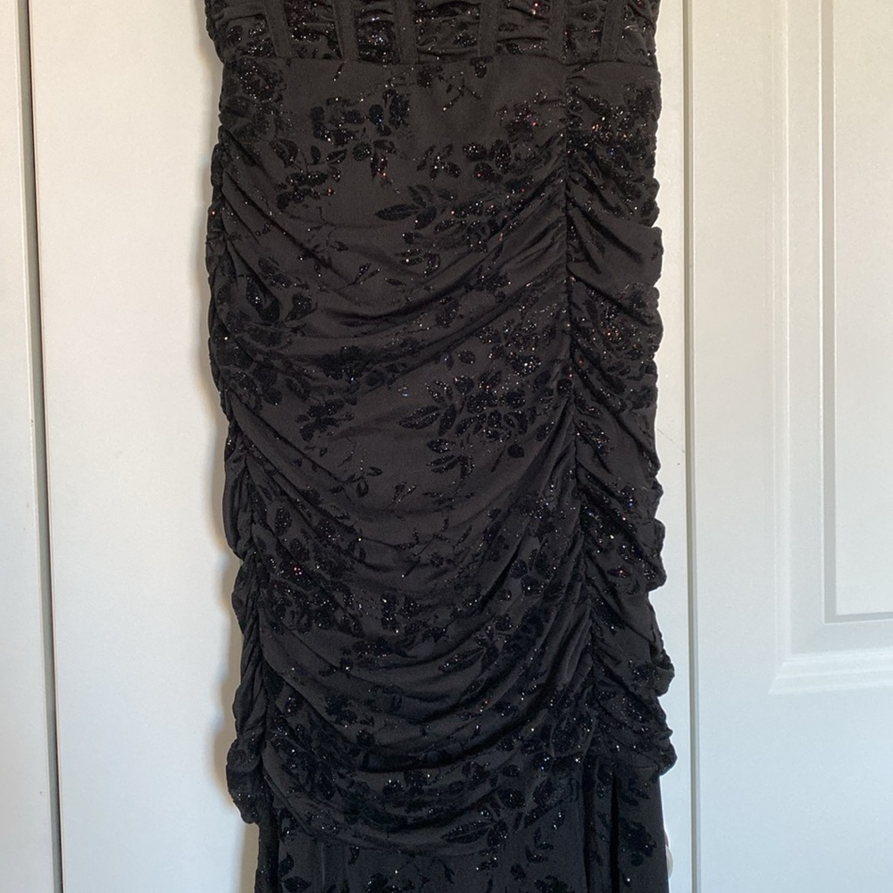 Glittered Ruched Gown - Picture 4 of 7